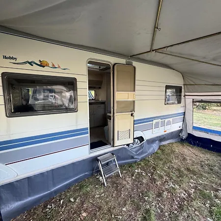 Campingplads Obytny Karavan *