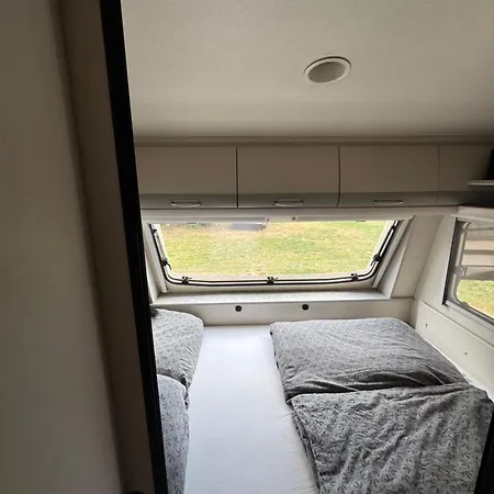 캠프장 Obytný Karavan *